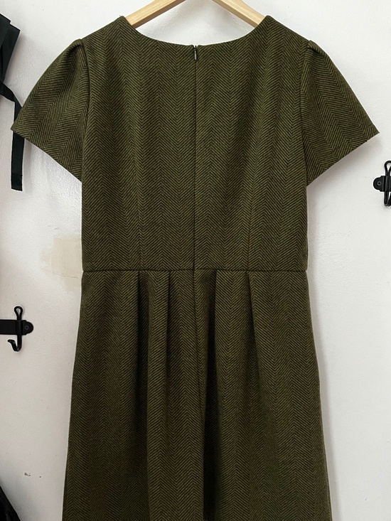 Birds Of North America Dresses & Skirts - Olive Green Herringbone Short Sleeve Dress